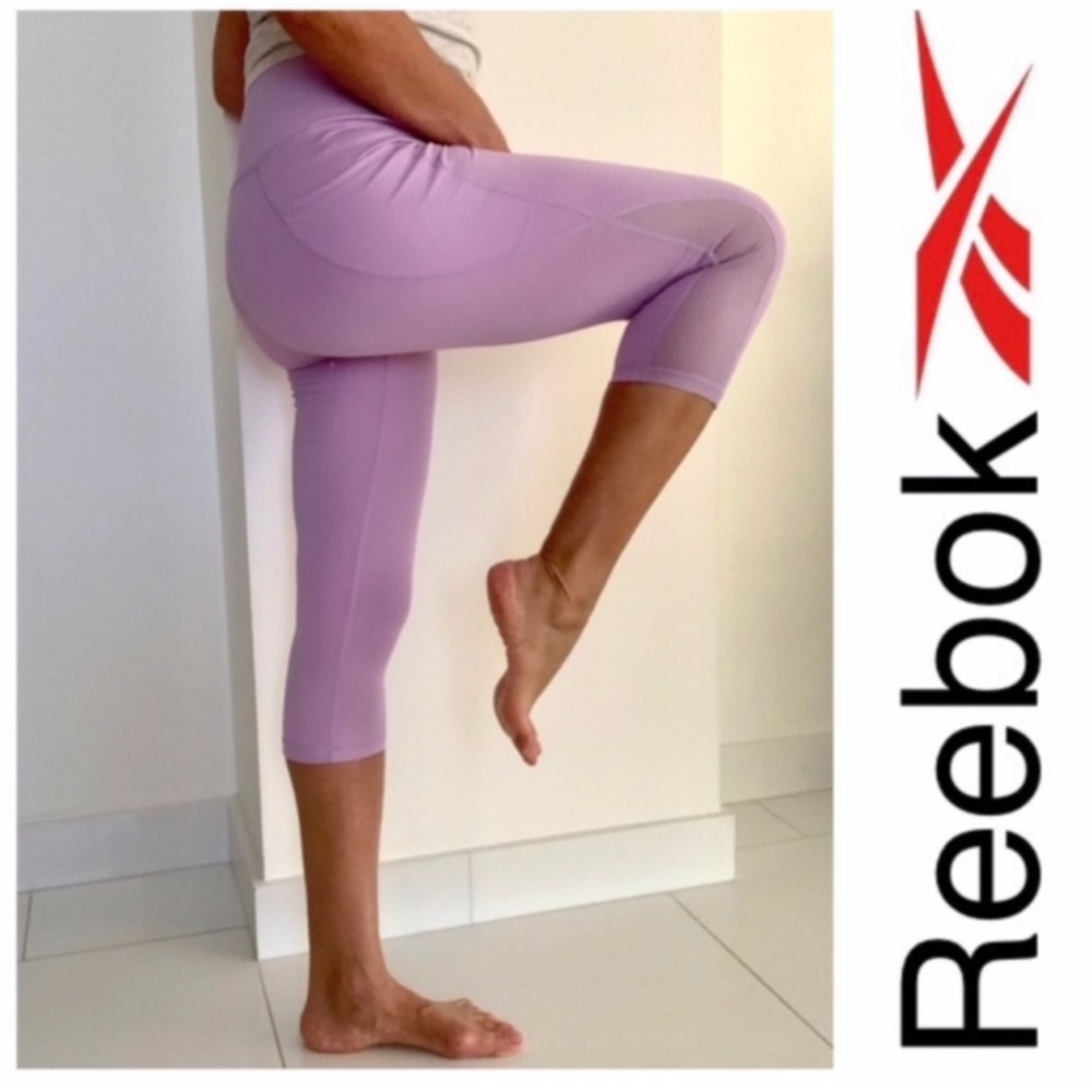 NWT REEBOK DASHING HIGHRISE PURPLE ROSE SKINNY CAPRI LEGGINGS with MESH